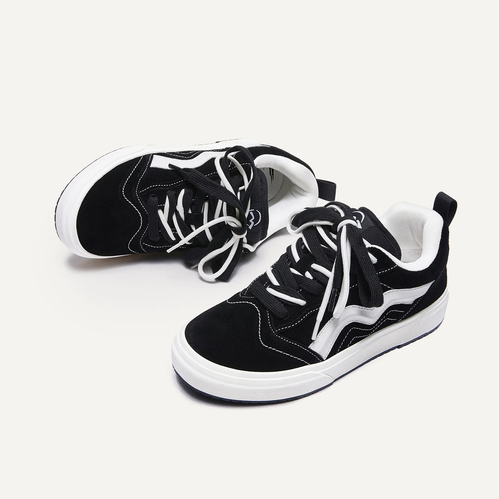 Men & Women Sneakers Retro Skateboard Shoes Unisex Fashion Sneakers Retro Skateboard Shoes