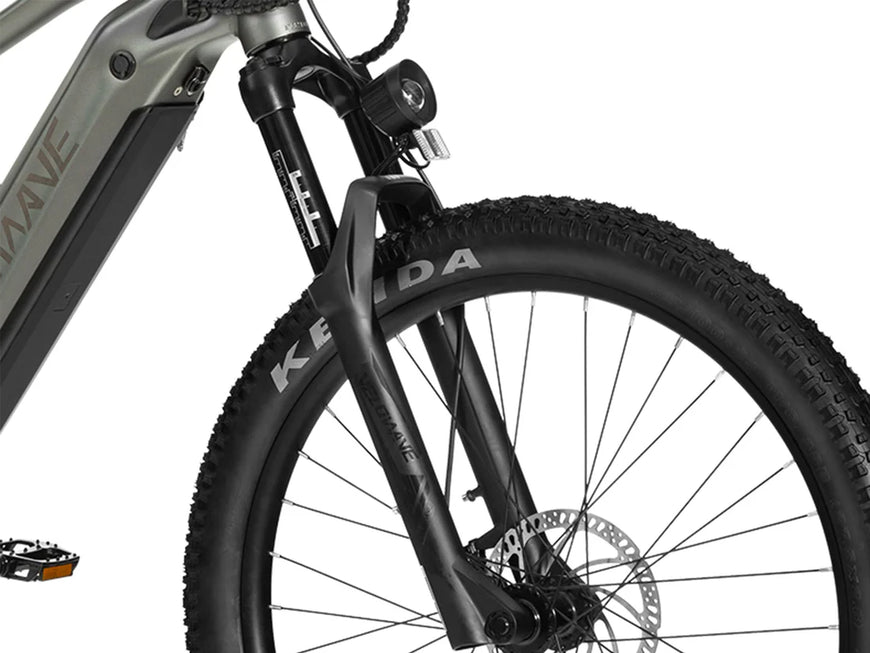 Close-up of a bicycle wheel with a white background. Valowave Forest SM MTB